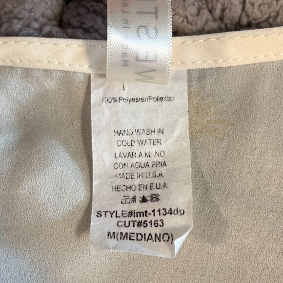 WESTMOON Cream Cap Sleeve Blouse Size Medium - Picture 11 of 11